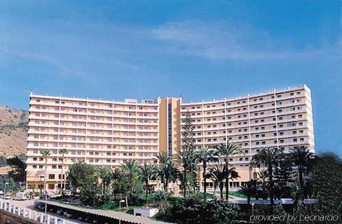East By Pierre & 4*